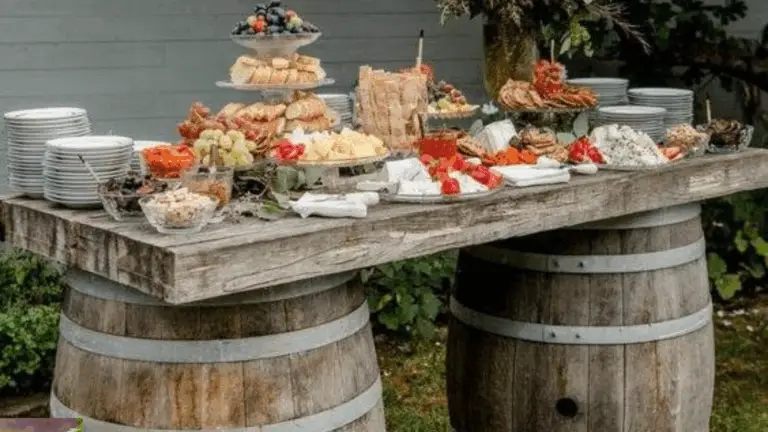30 kreative und nachhaltige Verwendungsmöglichkeiten für Whiskyfässer im Zuhause und Garten